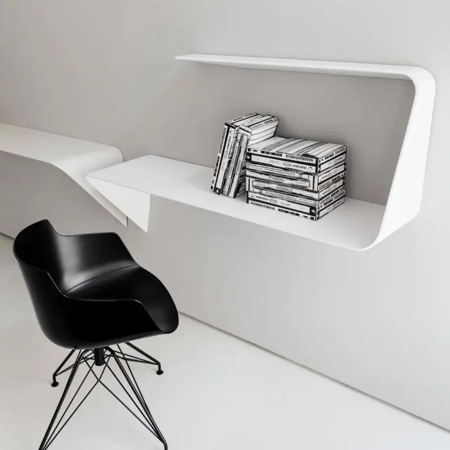 Superior MDF Italia Mamba desk crafted from matt white Cristalplant® with smooth finish and integrated HD LED light
