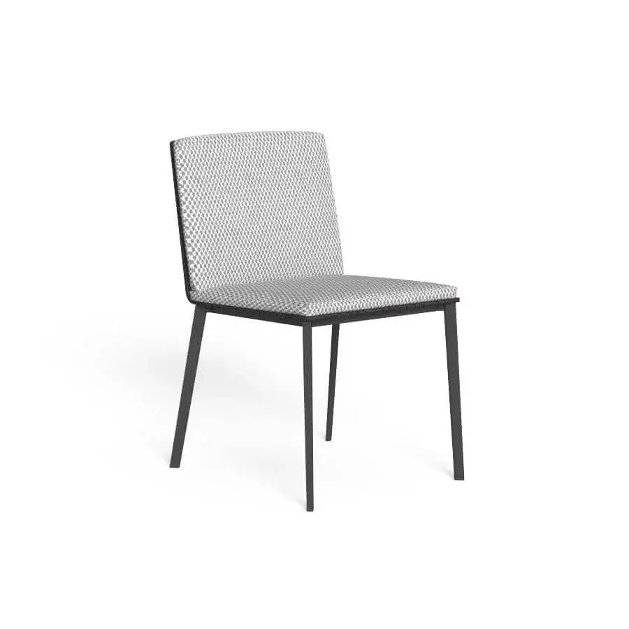 Superior Talenti Leaf chair with woven seat and backrest in light-gray weatherproof fabrics with dark gray matte aluminum structure