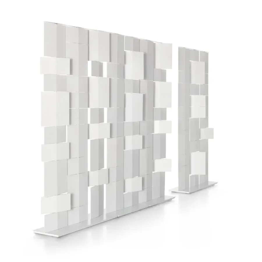 Elegant MDF Italia Divide It room divider built with matte white integral polyurethane panels in a powder-coated aluminum frame