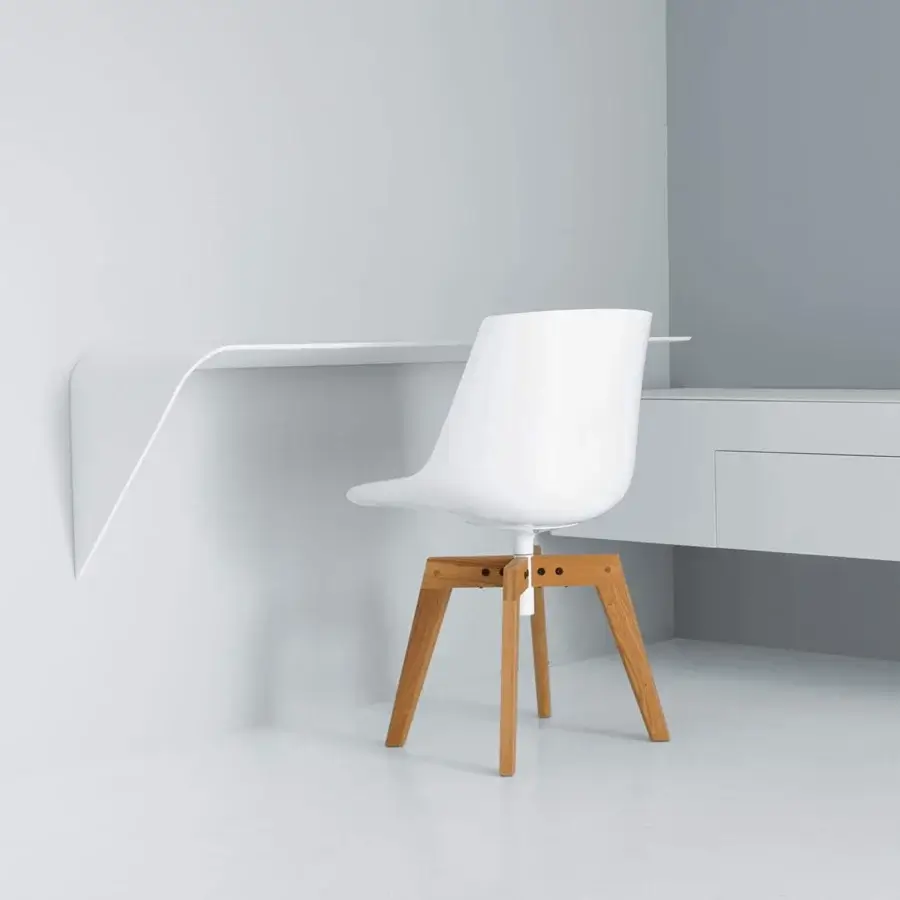 Superior MDF Italia Mamba Light desk with a tapered thickness crafted in matt lacquered white medium density fibreboard