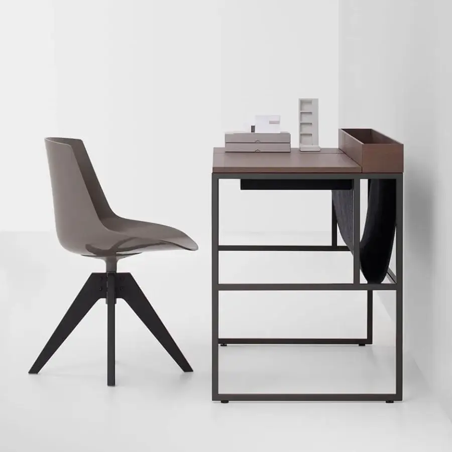 Elegant MDF Italia 20.Venti Home desk with light oak veneered medium density fiber panels and matt black nickel steel frame