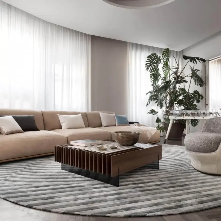 Distinguished Giorgetti Fit coffee table with repeating walnut strips and a contrasting dark base construction