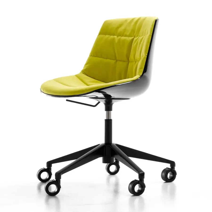 Superior MDF Italia Flow chair with glossy black polycarbonate shell and chartreuse green upholstered countershell with aluminum base