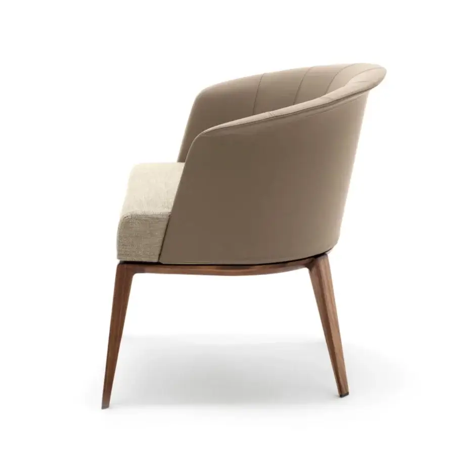 Exceptional Giorgetti Aura armchair with light beige textured fabric and taupe leather backrest built with canaletto walnut