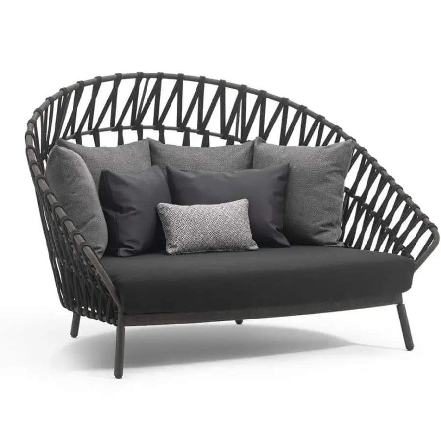 Sophisticated Varaschin Emma Cross daybed with woven acrylic fabric Band and powder-coated aluminum frame, including plush outdoor cushions