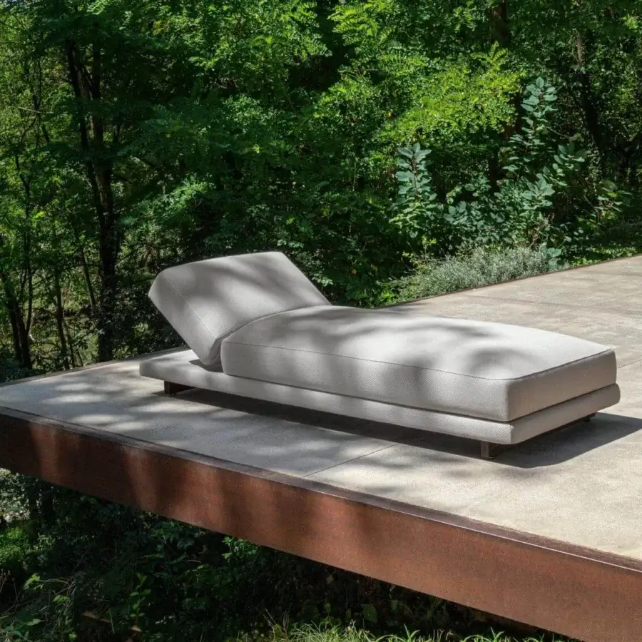 Superior Talenti Argo Wood lounger with light gray weather-resistant cushions and sleek accoya wood legs