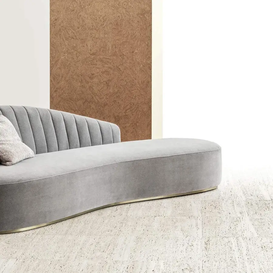 Superior Rugiano Manta chaise lounge with sinuous backrest and elegant stitchings in refined gray velvet with bronze plinth base
