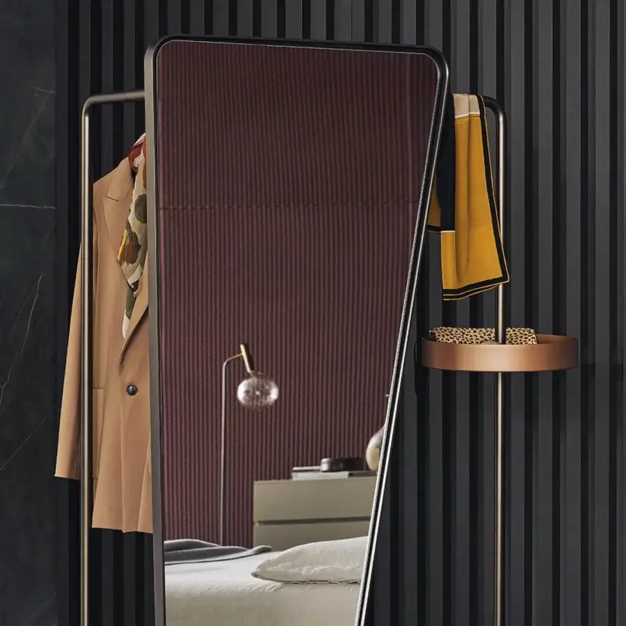 Distinguished Bonaldo Camillo valet stand with mirror, crafted in bronze metal and dark metal framing with a sophisticated tray
