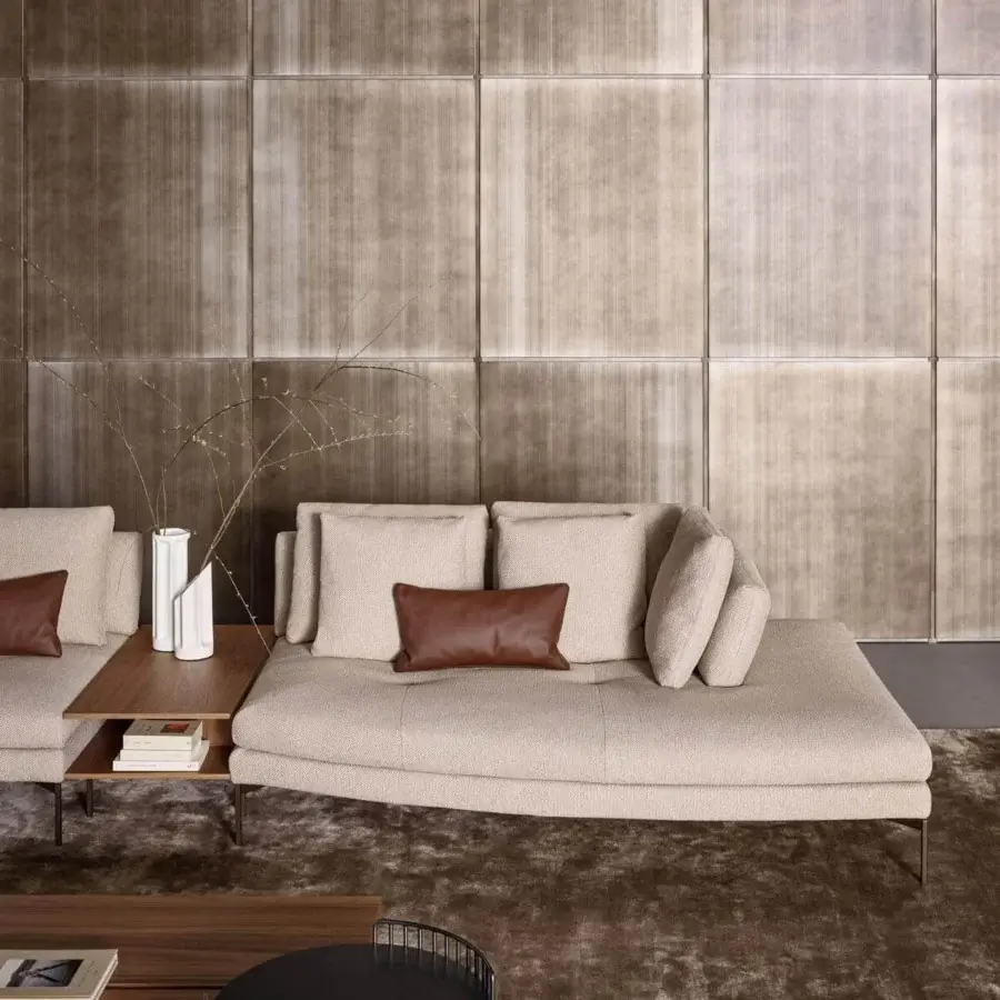 Elegant Bonaldo Aliante sectional with light beige textured fabric upholstery and sleek matt painted metal legs in Canaletto walnut veneered wood
