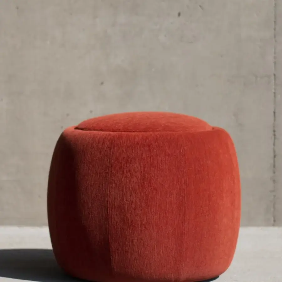 Innovative Royal Botania Tono ottoman with zipped washable cover in reddish-brown textile and hollow plastic core