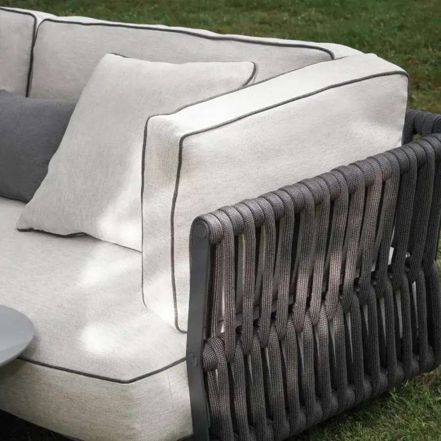 Superior Potocco Soul sectional with interwoven backrest and armrests in light beige textile and dark metal frame