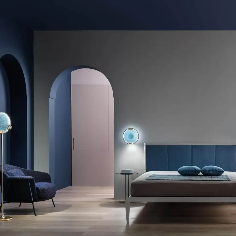 Superior Masiero Horo floor lamp with metal structure and textured blue glass diffuser in glossy golden tone