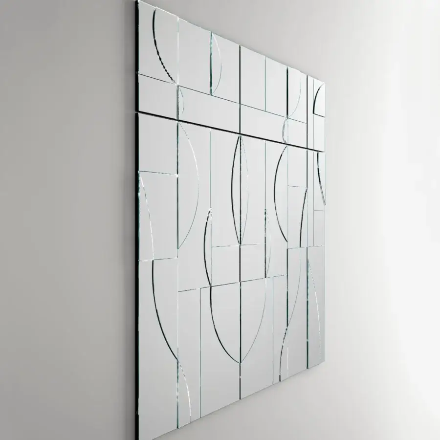 Sophisticated Tonelli Design Maybe mirror composed of juxtaposed mirrors with a mirror finish evoking a modern style