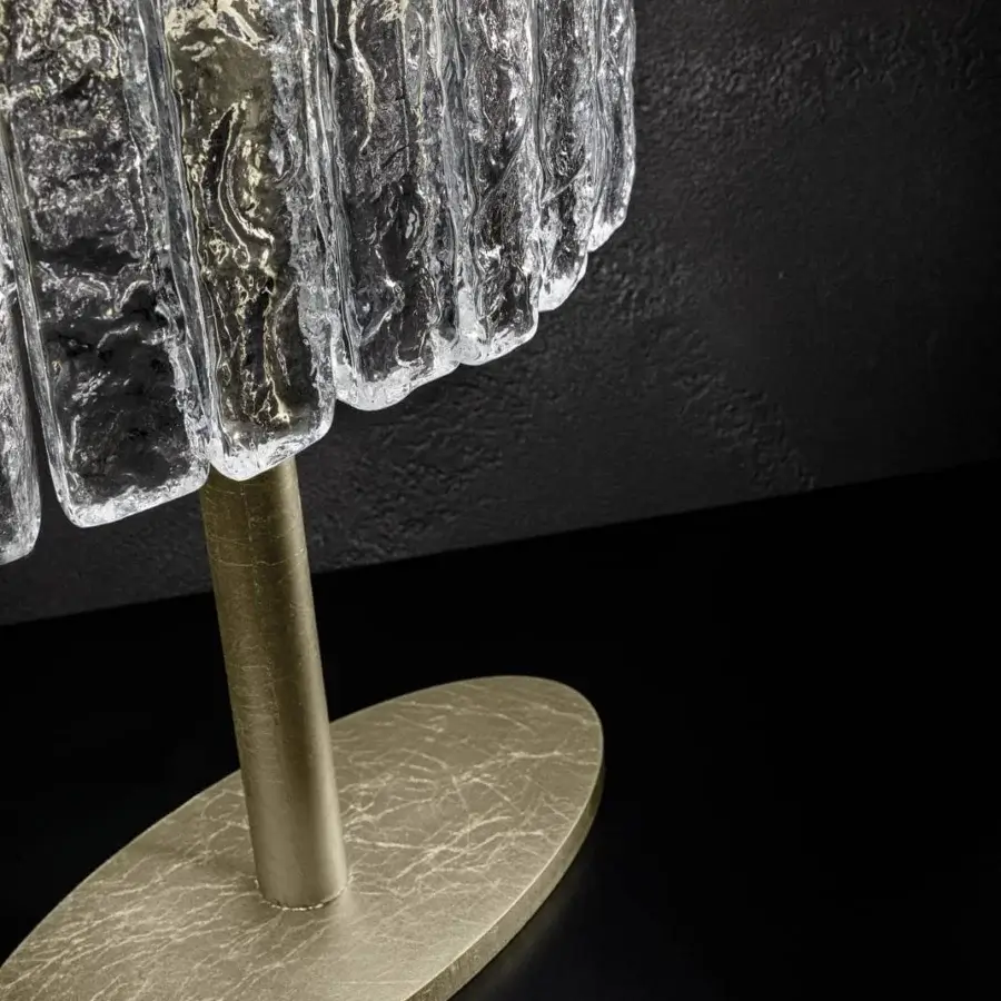 Exceptional Masiero Vegas table lamp with a metal structure and rock-effect glass strips in a light gold tone