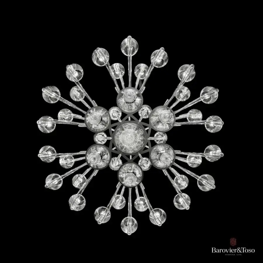 Distinguished Barovier&Toso Magritte chandelier crafted in transparent Venetian glass with polished chrome metal parts