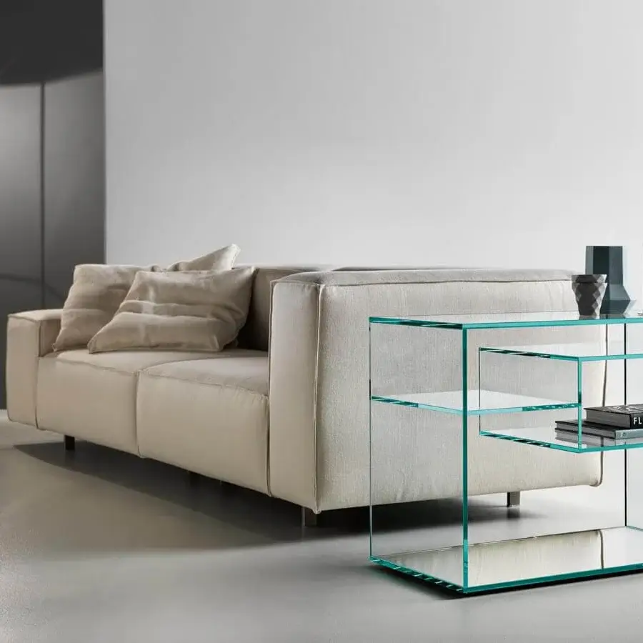 Exceptional Tonelli Design Liber console crafted in extra clear glass with matching mirror base and glossy finish