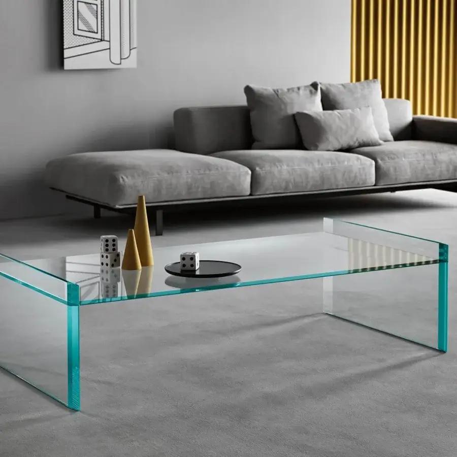 Exceptional Tonelli Design Quiller coffee table crafted in extra clear glass with turquoise edges and beveled finish
