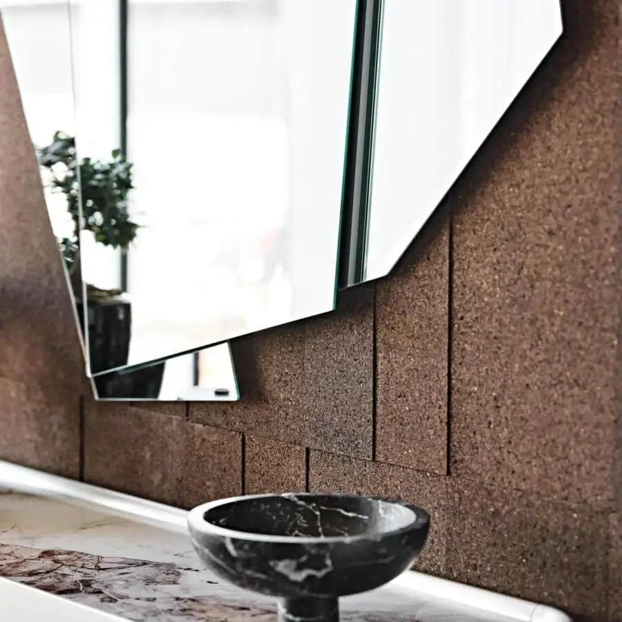 Innovative Cattelan Italia Risiko mirror built in geometrically arranged mirrored glass with a thin black edge