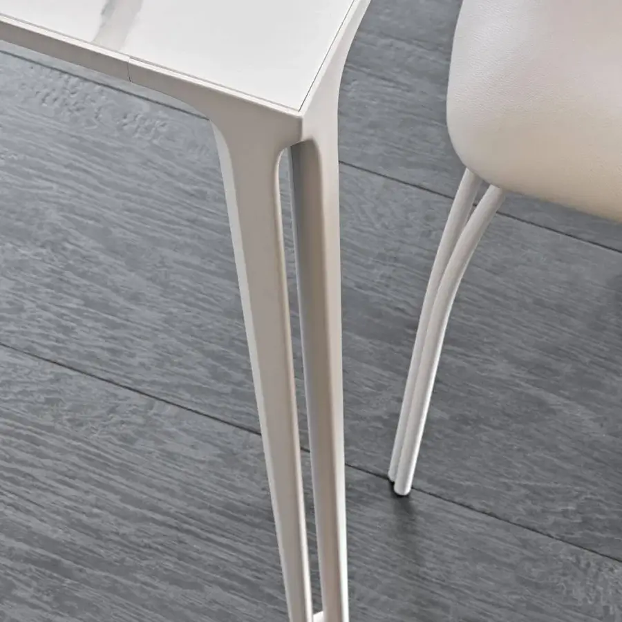 Distinctive Cattelan Italia Boulevard table with ceramic Marmi and embossed light gray lacquered aluminum base