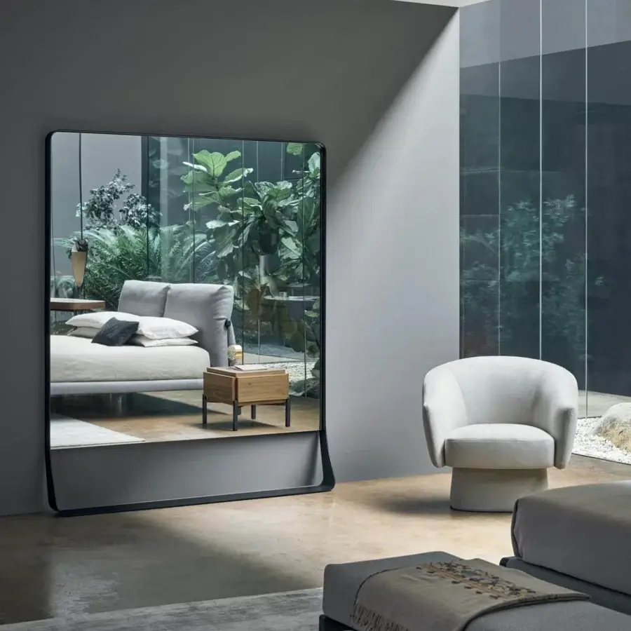 Distinguished Bonaldo Narciso mirror with a rectangular form and widened dark matte metal base