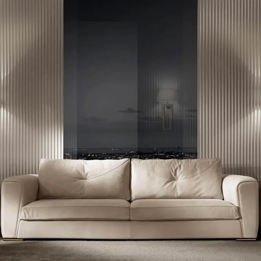 Distinguished DV Home Collection Deco wall lamp with a light textile lampshade and reflective glossy metal structure