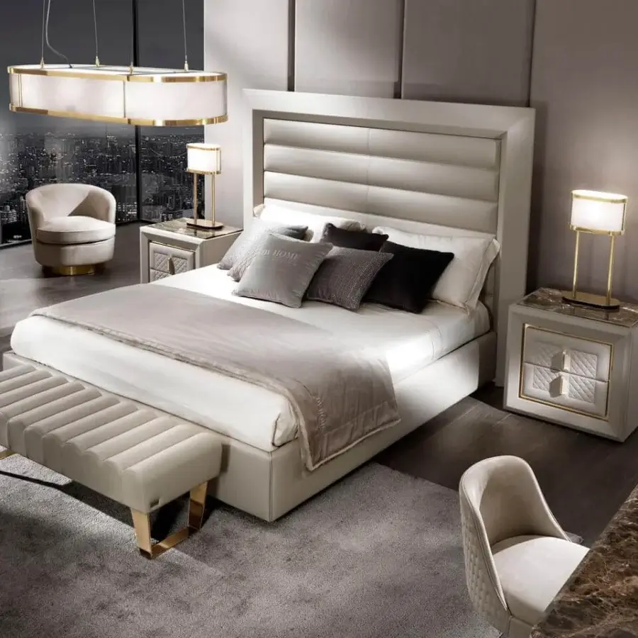 Superior DV Home Collection Deco bench with light beige fabric upholstery and gold-colored steel legs crafted in Italy