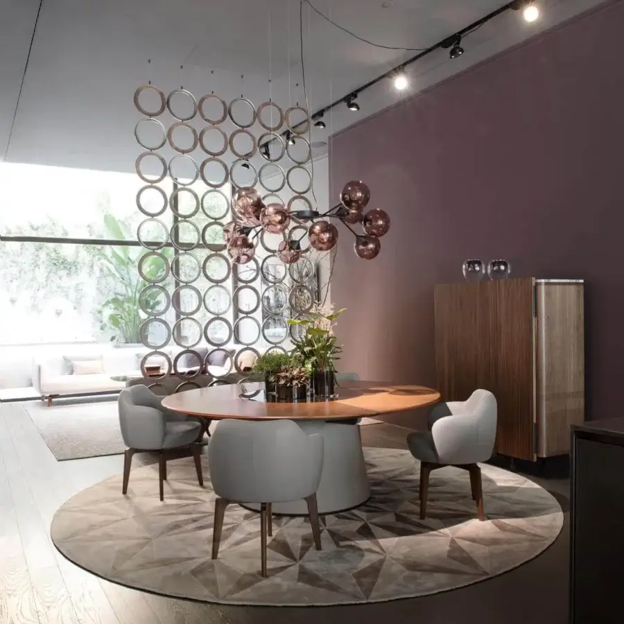 Superior Giorgetti Fang round table with Canaletto walnut and painted glass Lazy Susan in lighter-toned leather finish