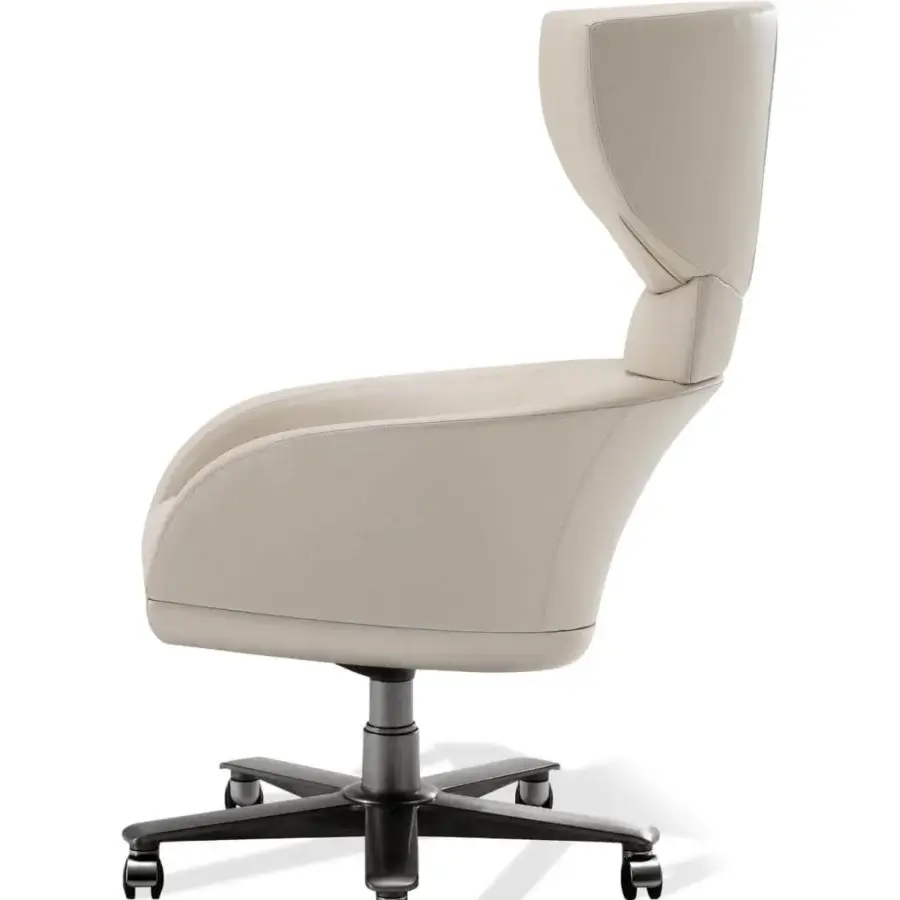 Elegant Giorgetti Selectus armchair in light beige leather with smooth finish and dark metal five-legged base with castors
