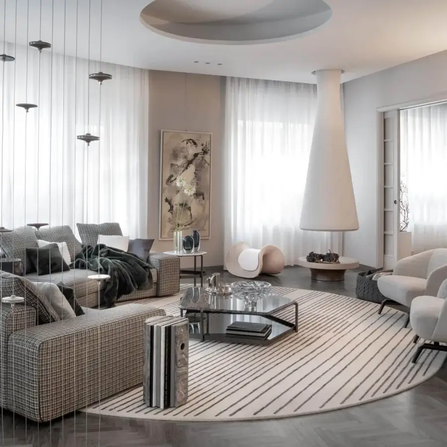 Stylish Giorgetti Skyline sectional with patterned grey and white textile upholstery and adjustable headrests