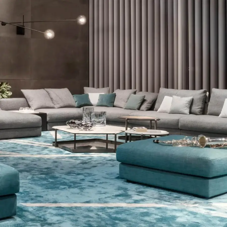 Superior Giorgetti Skyline sectional with matte medium gray textile upholstery and fluid modular form