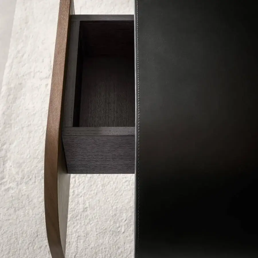 Exceptional 4 Mariani Nami desk built with curved dark saddle leather and veneered wood with matte finish including wireless charging