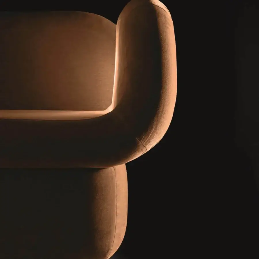 Superior Ditre Italia Vento lounge chair with organic form and light brown suede-like textile upholstery