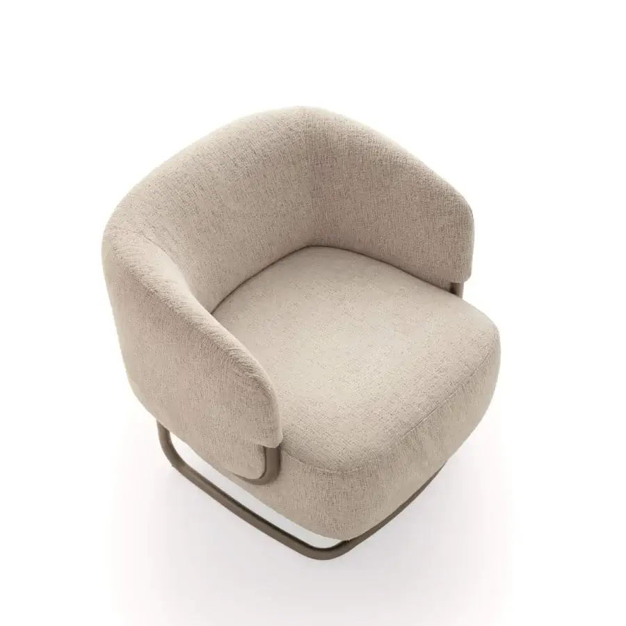 Harmonious Ditre Italia Marabù lounge chair with light beige textile and curved bronze-toned tubular metal frame