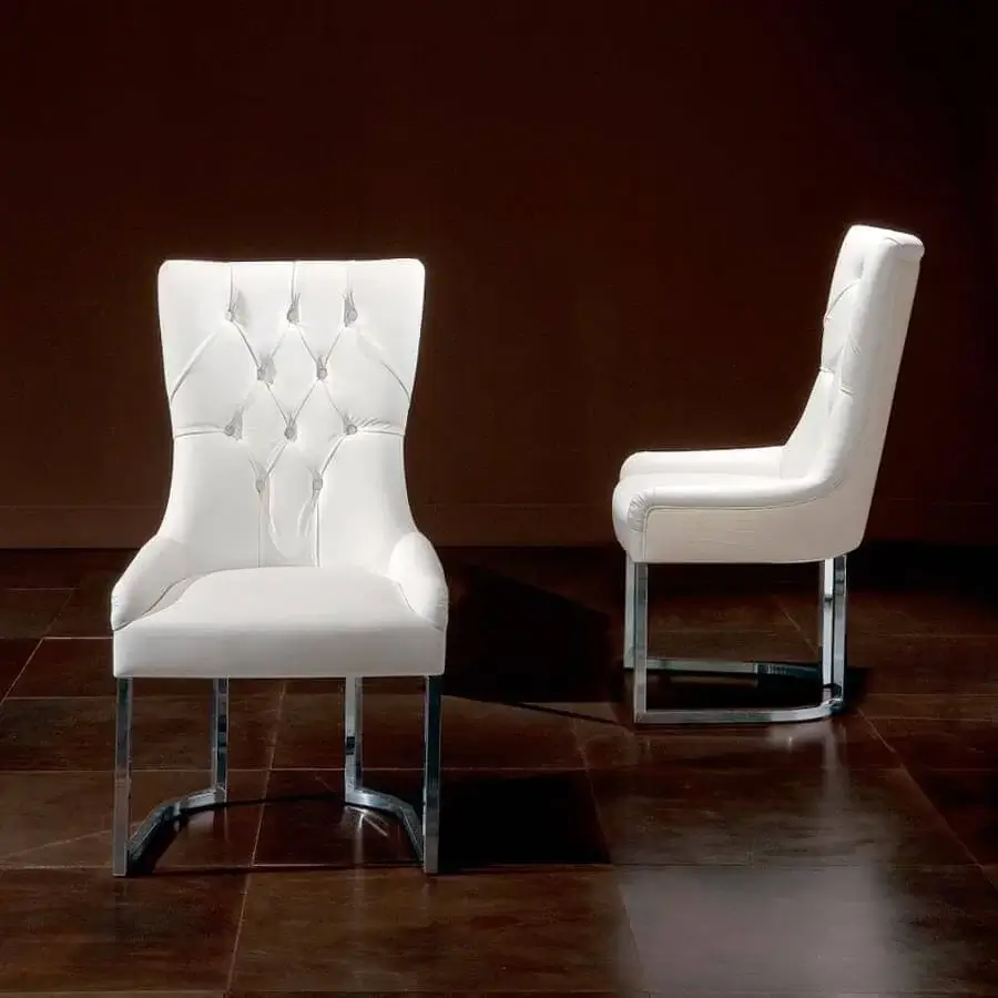 Exceptional Rugiano Itaca high back chair in white leather with a glossy polished chrome metal base