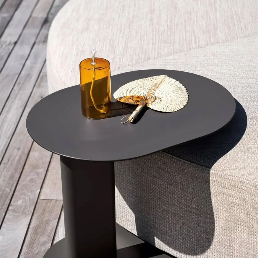 Superior Varaschin Plinto side table with elliptical bush-hammered ceramic top and dark gray powder-coated aluminum column built with a steel base