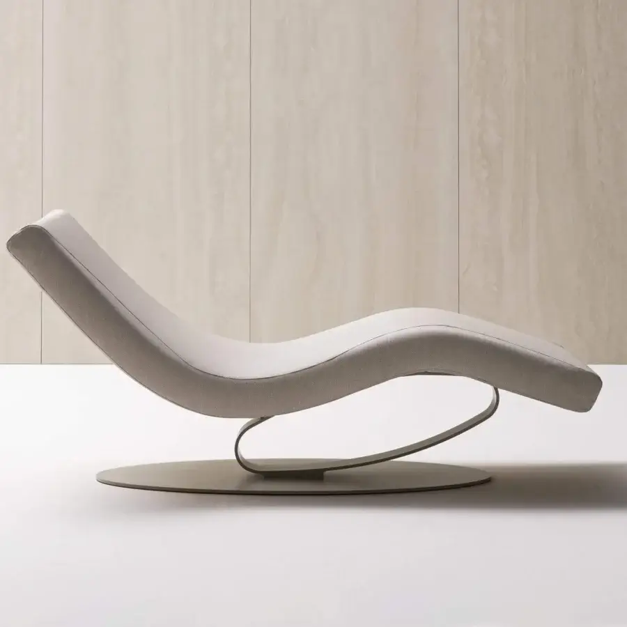 Distinctive Varaschin Wellness Therapy lounger in light gray textile with satin-finished metal support offering innovative tranquility