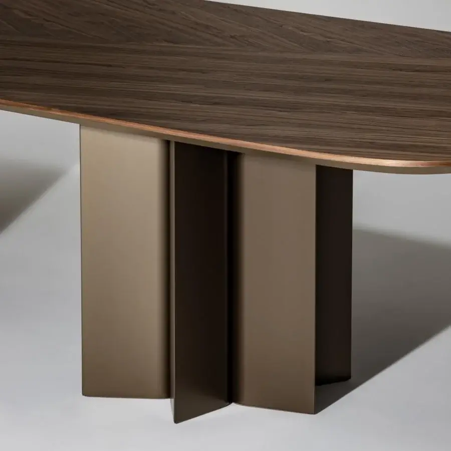 Elegant Bonaldo Geometric 400 table with veneered Canaletto Walnut top and bronze painted aluminum star-shaped bases