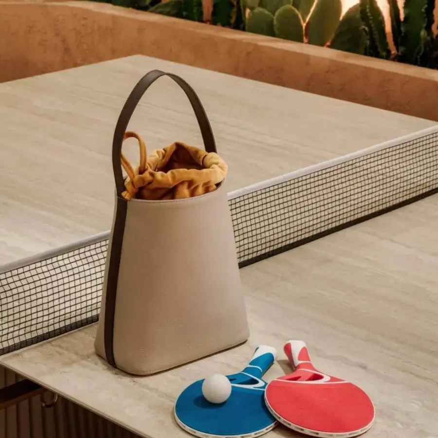 Superior Vismara Egeo table-tennis table with light beige ceramic stone-effect top and concrete-effect lacquered legs