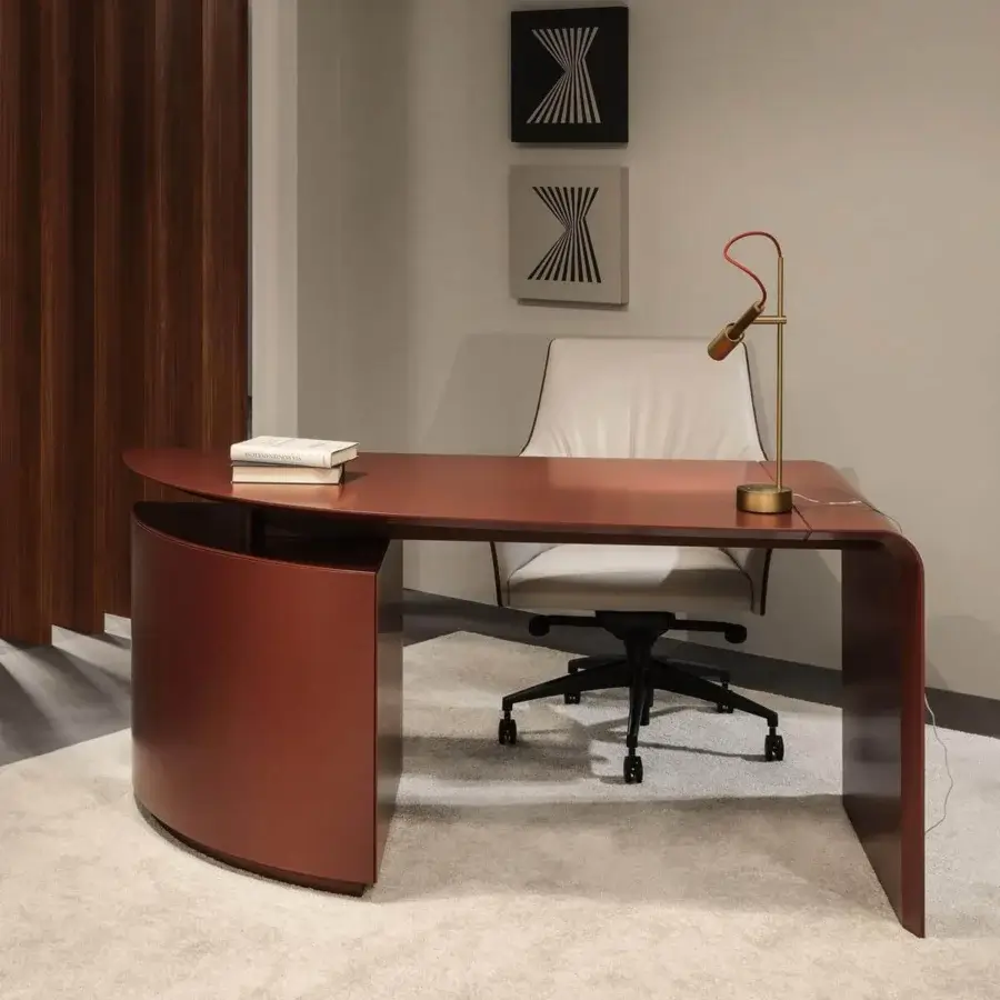 Sophisticated 4 Mariani Sella armchair with light greyish-white leather upholstery and sleek rolling black metal base