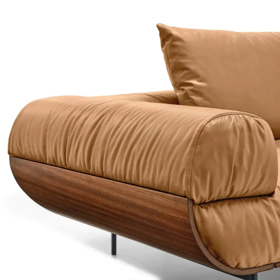Superior Arketipo Fast Love sofa with warm tan crinkled leather cushions and Zebrano or eucalyptus wood base