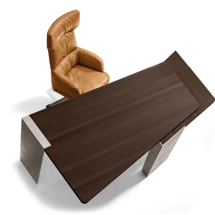 Exceptional Arketipo Forbes armchair in light brown leather rewards with ergonomic design and a swivel base