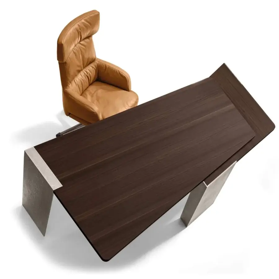 Captivating Arketipo Wall Street desk with a dark brown wood-grain desktop and geometrically articulated speckled grey legs