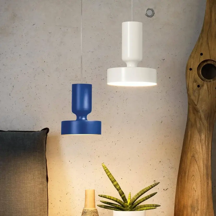 Exclusive Modo Luce Hammer suspension lamp with a deep blue finish and subtly curved lines crafted in Italy
