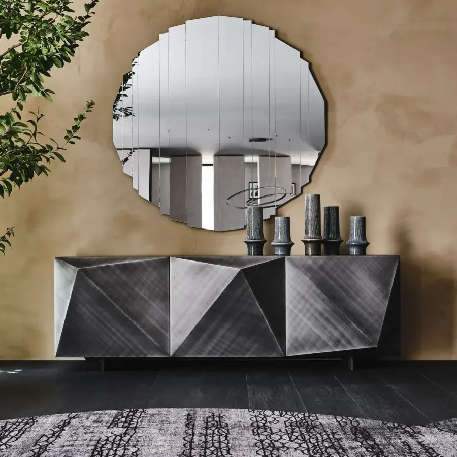 Superior Cattelan Italia Kayak sideboard with dark gray polished lacquered wood and clear glass shelves within a sleek metal base
