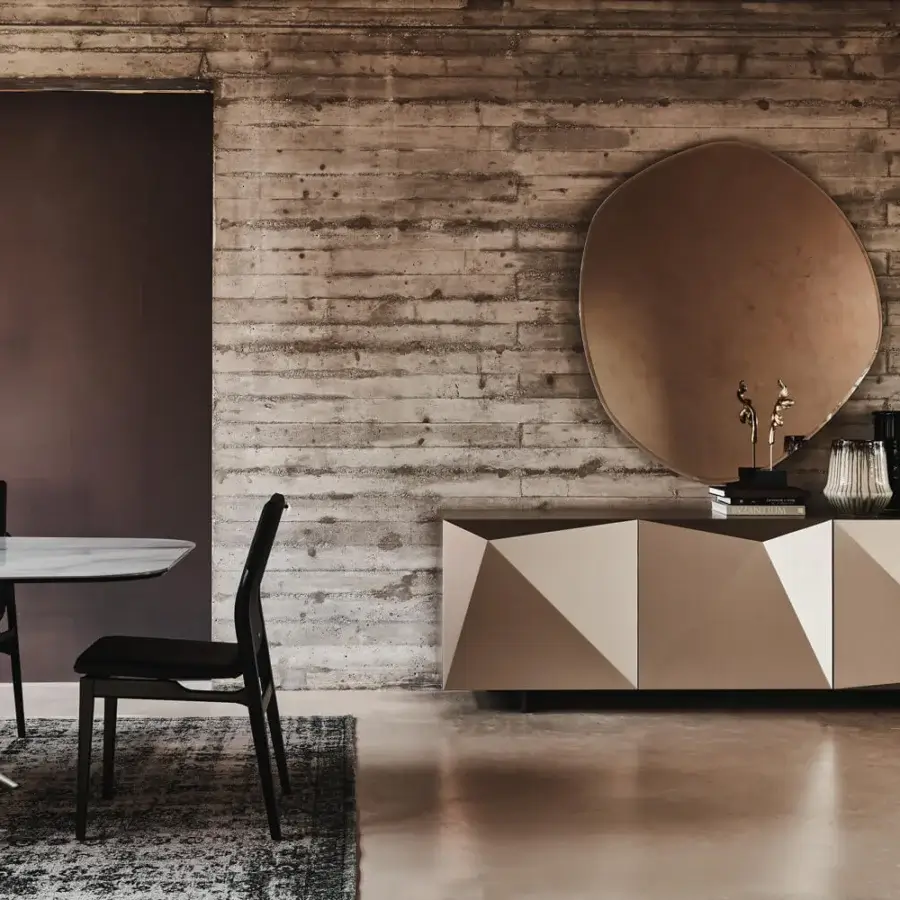Elegant Cattelan Italia Kayak sideboard with angular off-white lacquered wood and clear glass shelves built on metal feet
