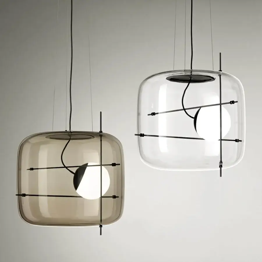 Sophisticated Vistosi Plot suspension lamp crafted in smoke-toned glass with black finished metal rods for focused illumination