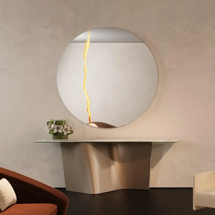 Distinguished Reflex Impact mirror with extra clear glass, gold finish decoration and dramatic dark metal indentation