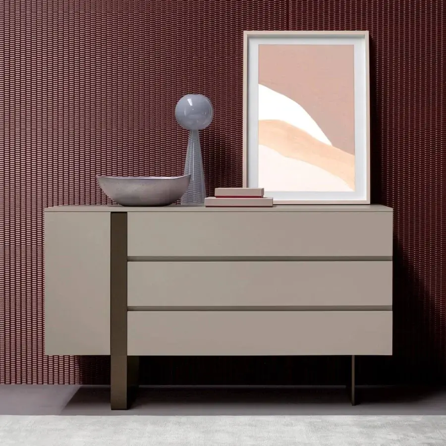 Superior Bonaldo Antibes dresser with rope lacquered wood and bronze finish metal base presents a contemporary aesthetic