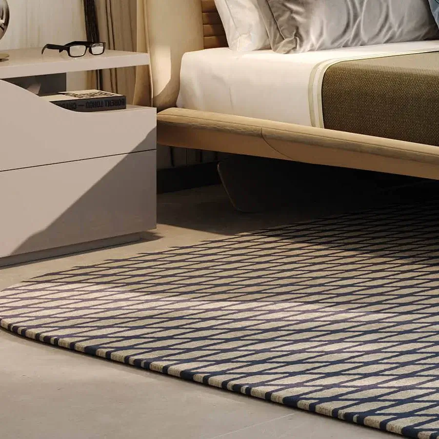 Distinguished Reflex Segno rug crafted in Italy with a refined grid of light beige and dark blue-navy stripes, Tencel and New Zealand wool