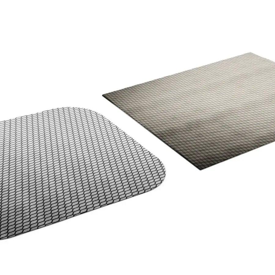 Superior Reflex Segno rug crafted in Italy with light gray Tencel and New Zealand wool in a flat woven design